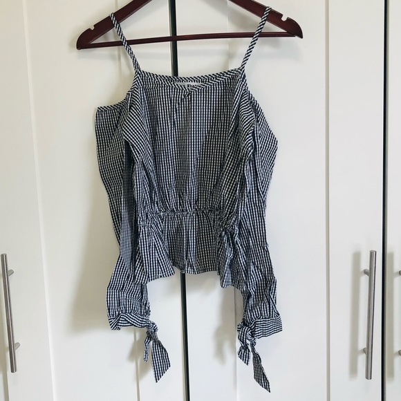 3 for 35 🌺 Macy’s What If? Navy Blue Gingham Cold Shoulder Top - Picture 1 of 7